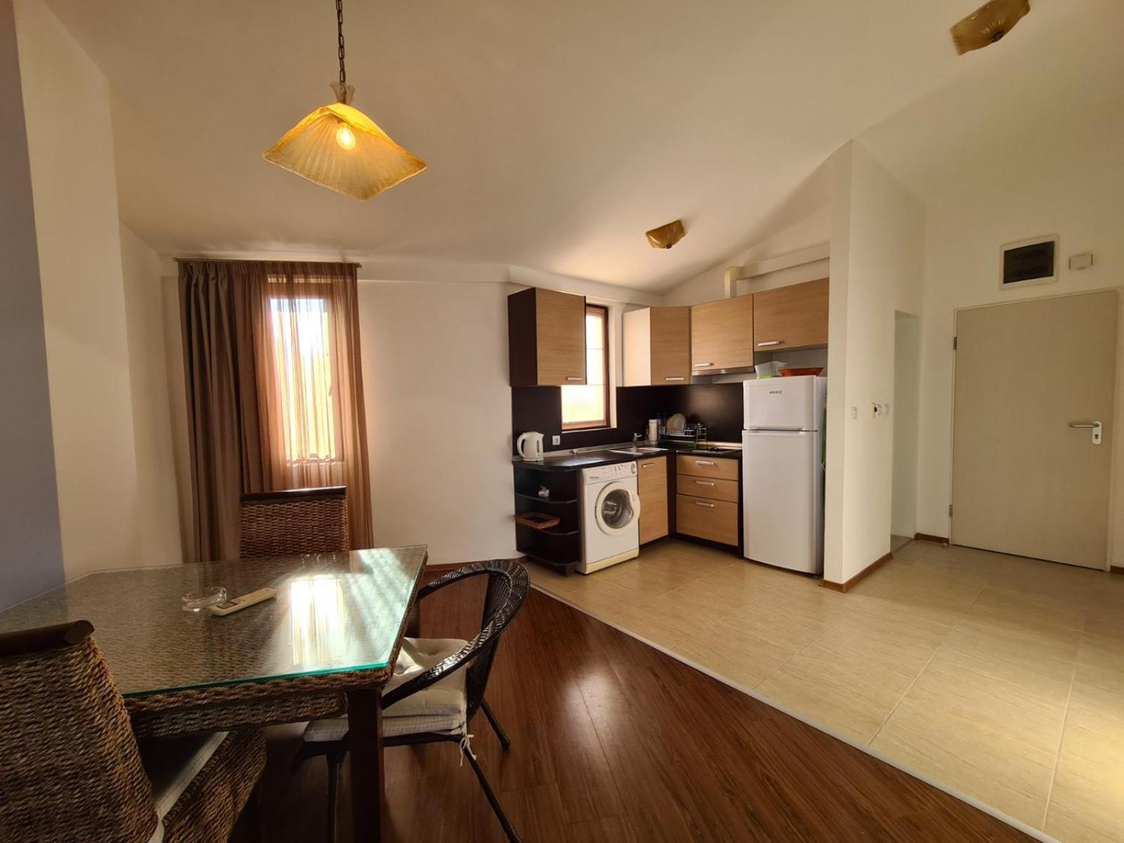 Visit Sunny Marina Apartment Rawda